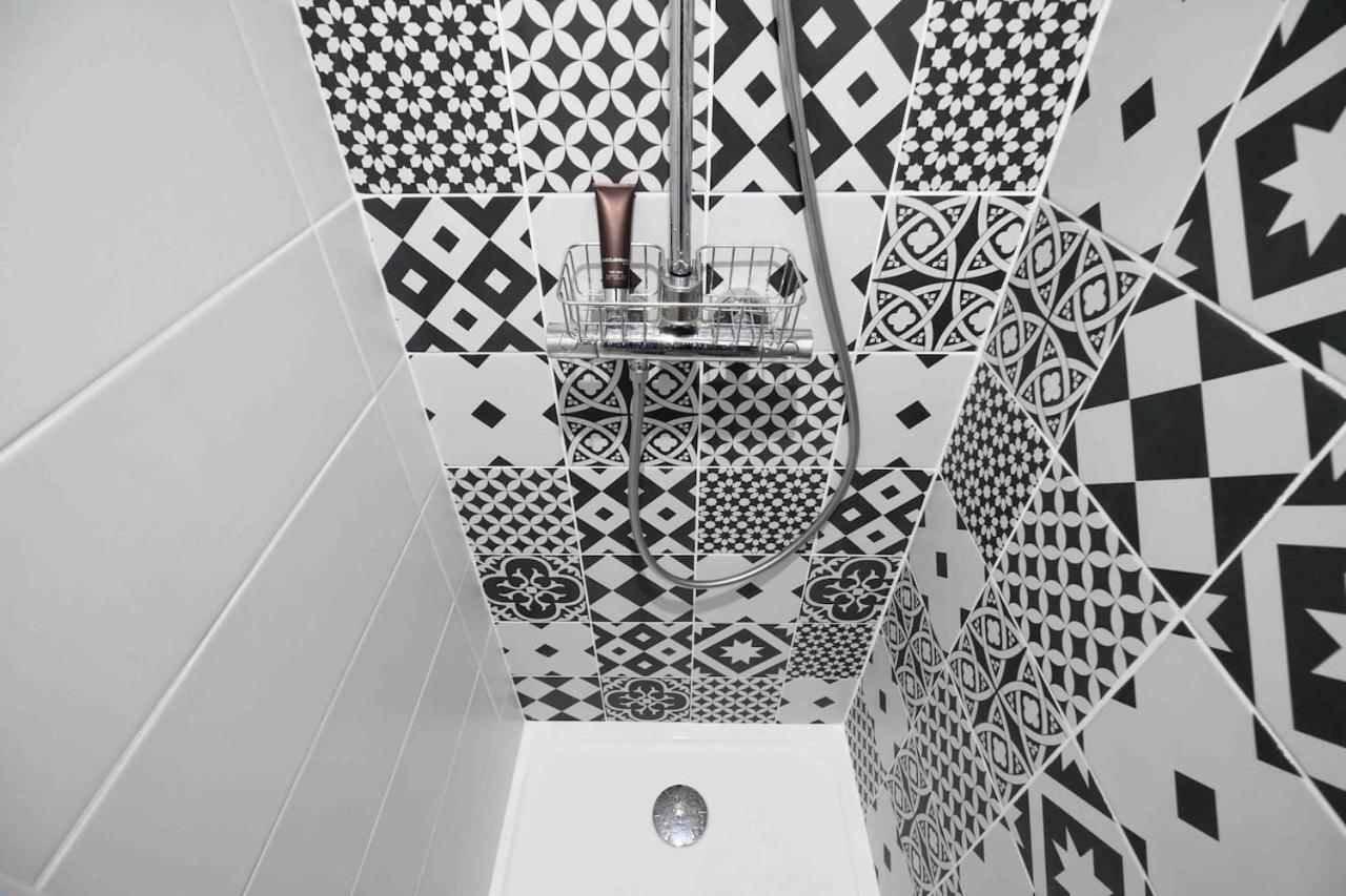 An Authentic Experience With Spa In The Center Poitiers Exteriér fotografie